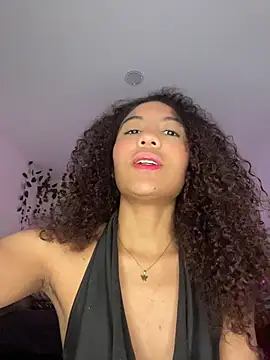Daphnne_Curly Ruang Obrolan Langsung
