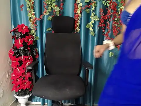Naughtyy_Ranii01 실시간 채팅방