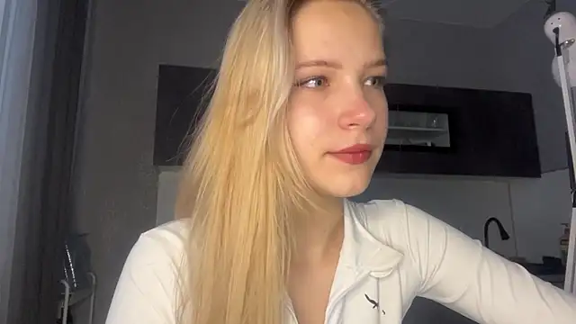 غرفة دردشة BlondeDoes المباشرة