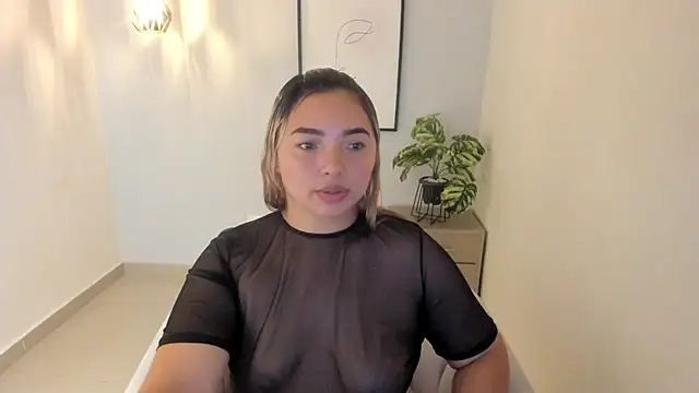 Eliza_Pryor's Live Chat Room