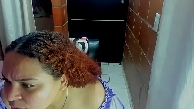 Isabella_WS_ Live chatroom