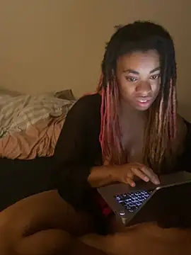 BustyyTT Cameră chat live
