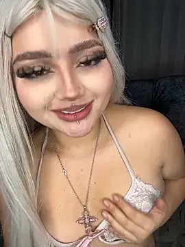 lya_nekko_ 실시간 채팅방