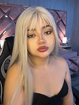 Chat ao vivo de lya_nekko_