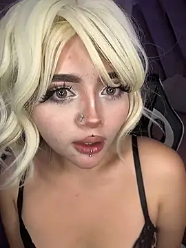 lya_nekko_'s Live Chat Room