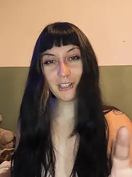Lola_bunnydoll Adlı Modelin Canlı Sohbet Odası