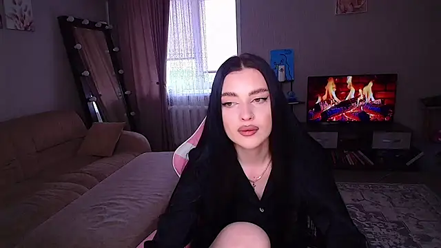 yoursLina Live chatroom