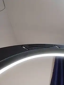 thicknuun 现场聊天室