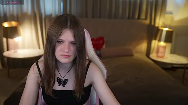 Monika_kiss054 Live Chatraum