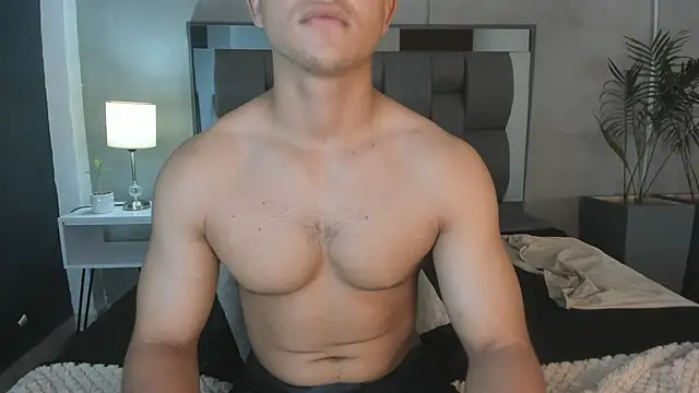 Seks show uživo modela Charlie___Musk na kameri