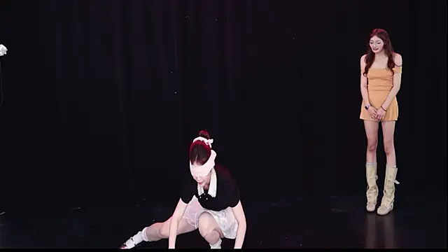 Živá chatovací místnost Lucky_Girl_666