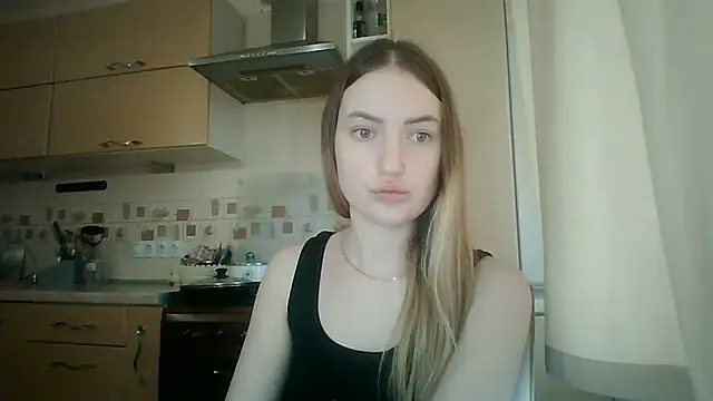 Lisanta Adlı Modelin Canlı Sohbet Odası