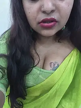 Ashwini-Gowda-91 Adlı Modelin Canlı Sohbet Odası