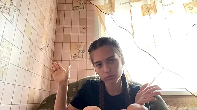 Živá chatovací místnost AlesiaGrainger