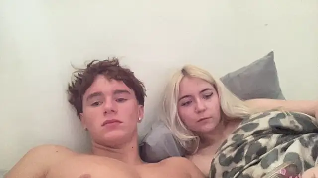 SofiaNLukaBabe élő chatszobája