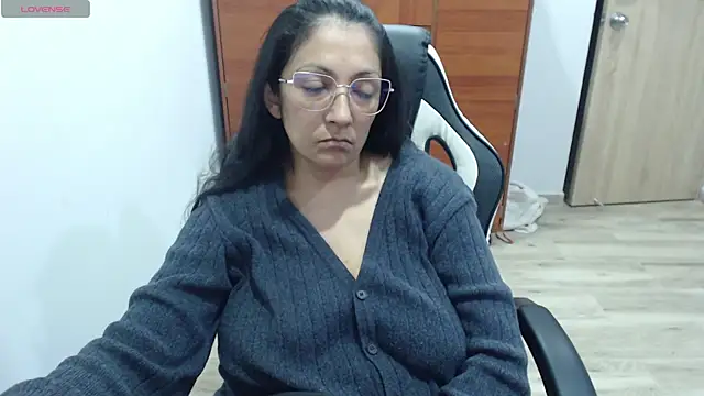 Melissaleehot's Live Chat Room