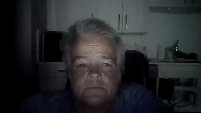 smokinhotshorty's Live Chat Room
