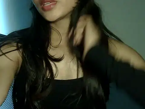 חדר צ'אט בשידור חי של lusty_tanu