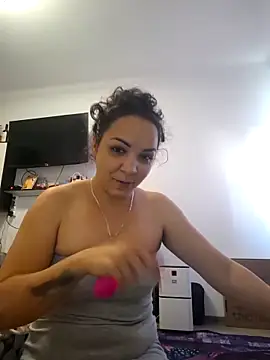 Roxana_Roza_Roz Adlı Modelin Canlı Sohbet Odası