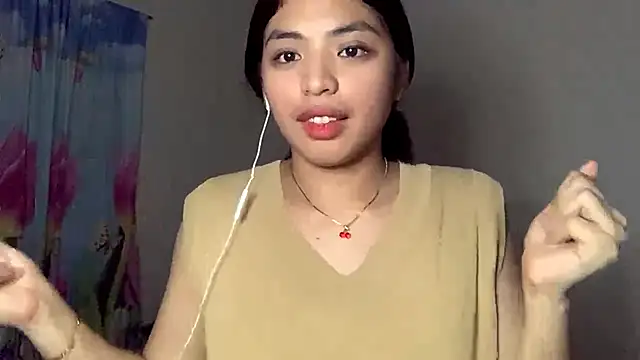 DorothaFranchini Adlı Modelin Canlı Sohbet Odası