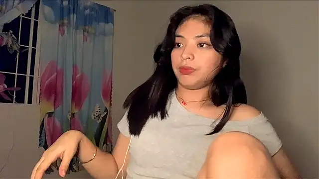 DorothaFranchini Adlı Modelin Canlı Sohbet Odası