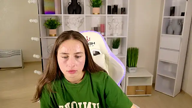 NadinnL – live chatrum