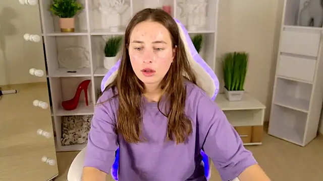 NadinnL Live Chatraum