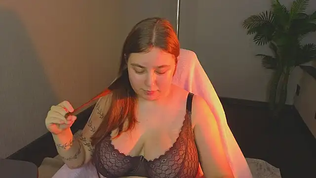 Boobsy_girl – Naživo chatovacia miestnosť