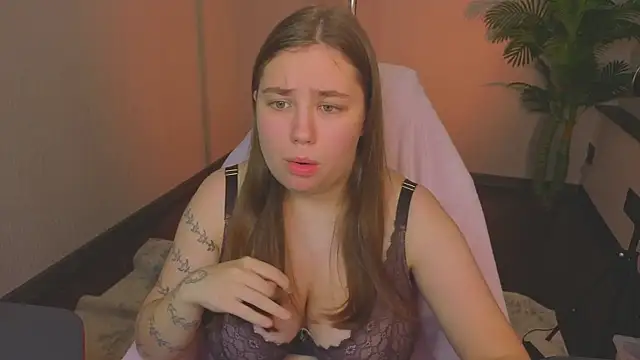 غرفة دردشة Boobsy_girl المباشرة