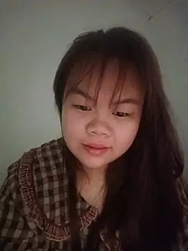 Truxcy1's Live Chat Room