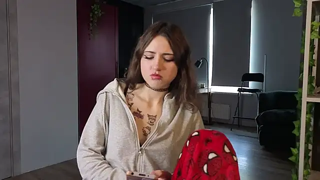 غرفة دردشة lovergirl4me المباشرة