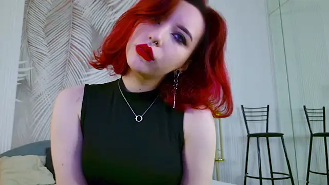 TinaTores Adlı Modelin Canlı Sohbet Odası