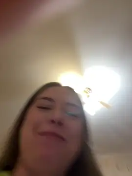 anna_nan Adlı Modelin Canlı Sohbet Odası