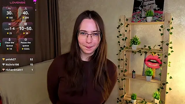 غرفة دردشة Katonysusant المباشرة
