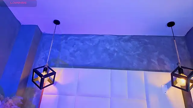 חדר צ'אט בשידור חי של Violetta_rose_