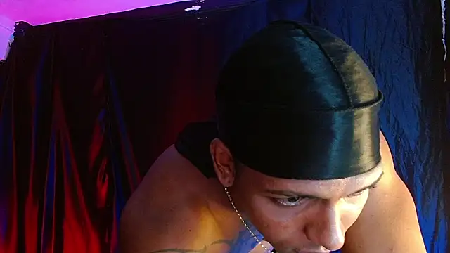 Bilik Sembang Langsung zoriel_bigcock