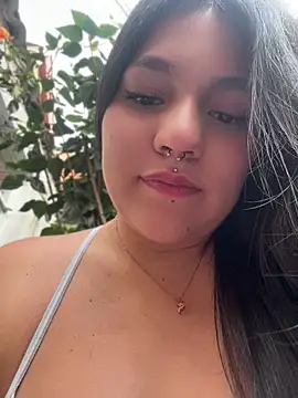 Chatroom en direct de emily_gv1