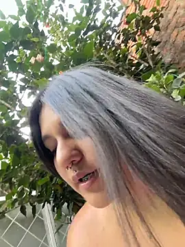 Živá chatovací místnost Emily_Gomezz
