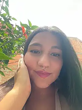 Emily_Gomezz 现场聊天室