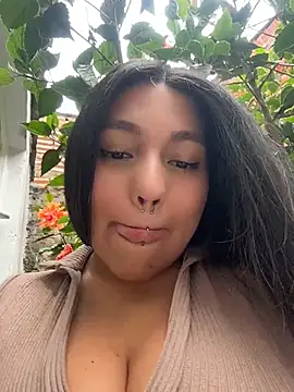 Chatroom en direct de Emily_Gomezz