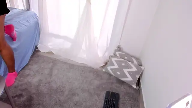 Živá chatovací místnost Chloefixxx