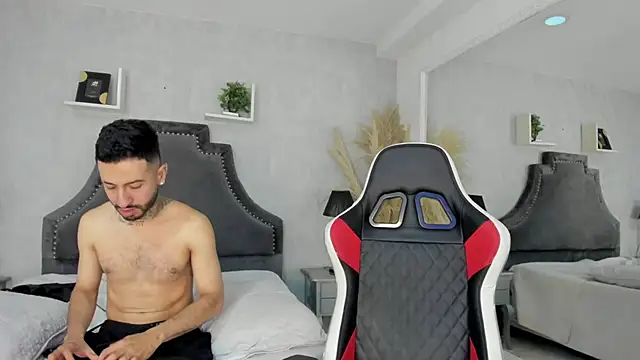Živá chatovací místnost StevenAndLaura