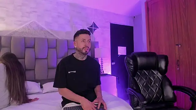 StevenAndLaura Cameră chat live