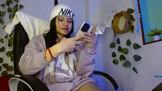 Jennal-Guerrero's Live Chat Room