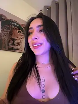 IsabellaNoir_'s Live Chat Room