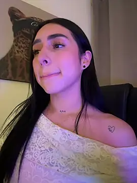 IsabellaNoir_ Adlı Modelin Canlı Sohbet Odası