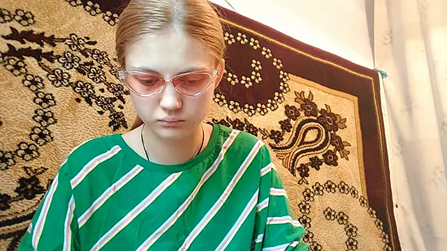 LunaLaday – live chatrum
