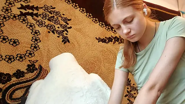 Chat soba uživo modela LunaLaday