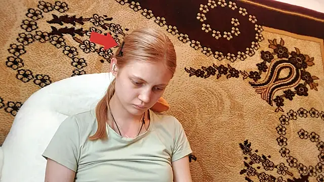 LunaLaday Adlı Modelin Canlı Sohbet Odası