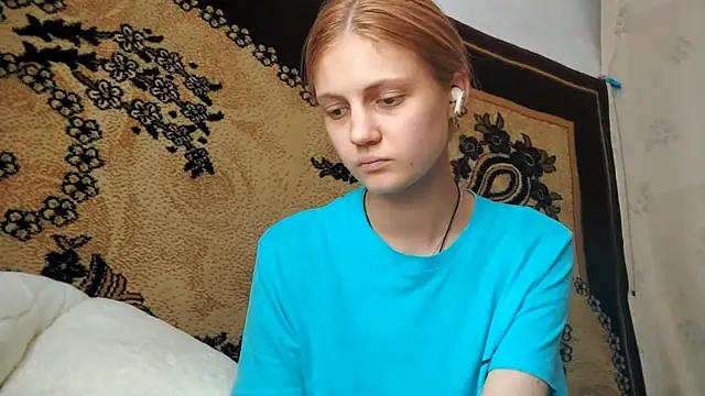 חדר צ'אט בשידור חי של LunaLaday